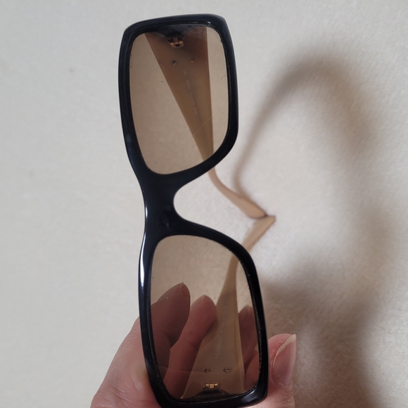 Authentic Chanel vintage sunglasses - Picture 1 of 4